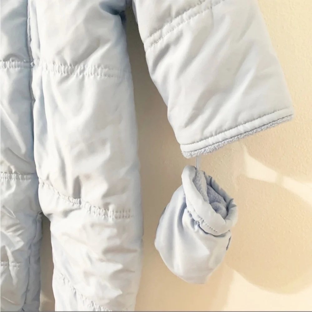 Bright Futures suit fastening fleece